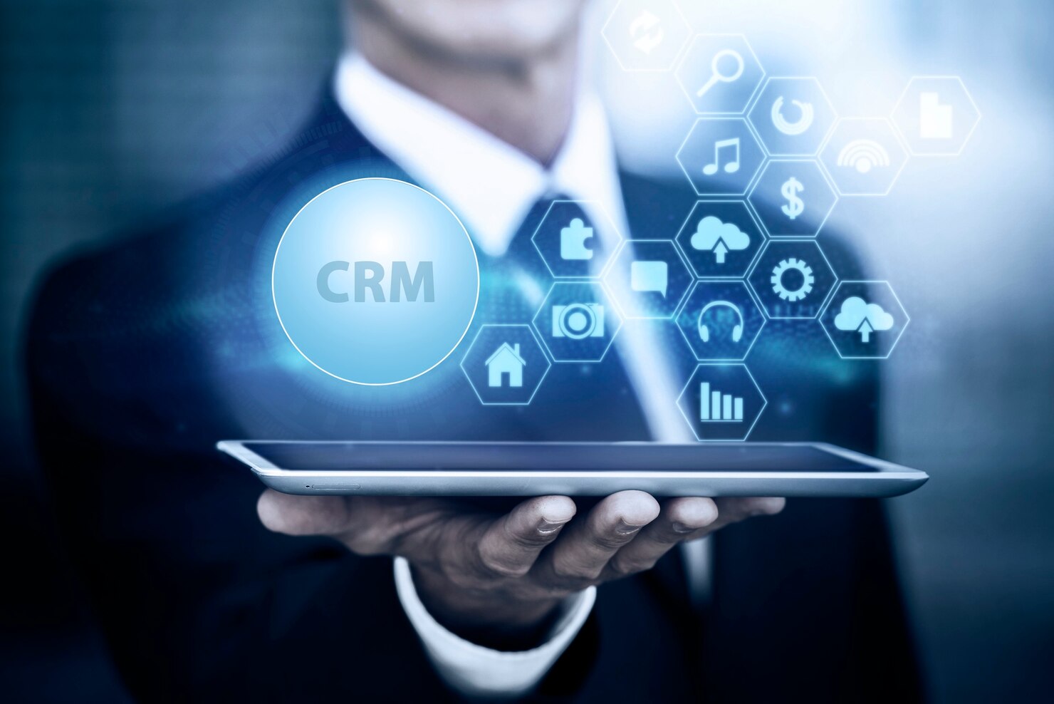 Customer tracking and loyalty management through CRM systems